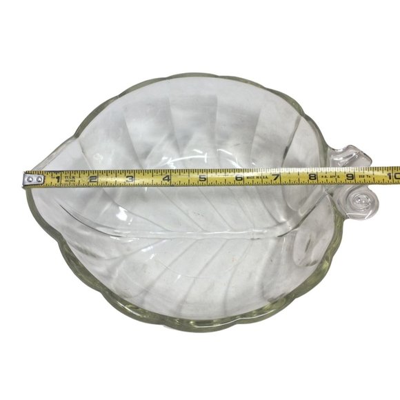 Pretty Leaf Shaped Crystal Serving Dish Prism Effect cut Bottom Ridges - Picture 6 of 7
